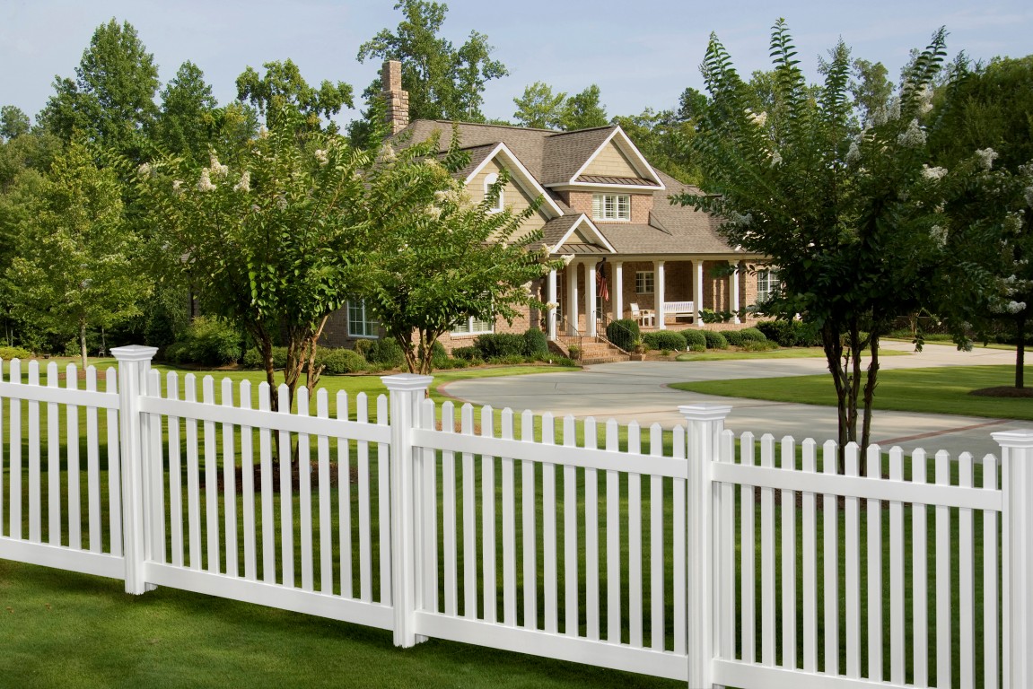 Fence Builders Near Me and New Home Builders